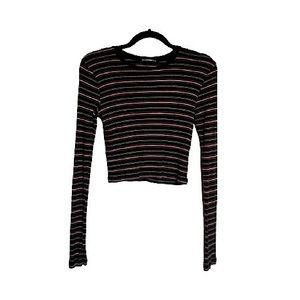 Brandy Melville long sleeve crop top